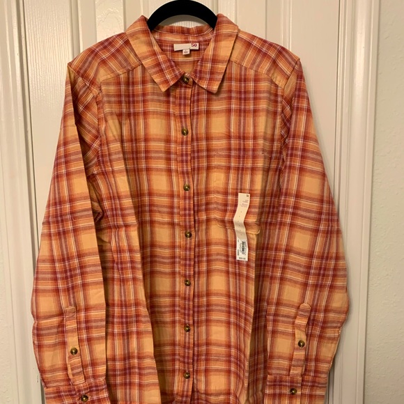 SO Tops - Kohl’s SO Women’s Long Sleeve Cozy Flannel Size Large 100% Cotton Coral